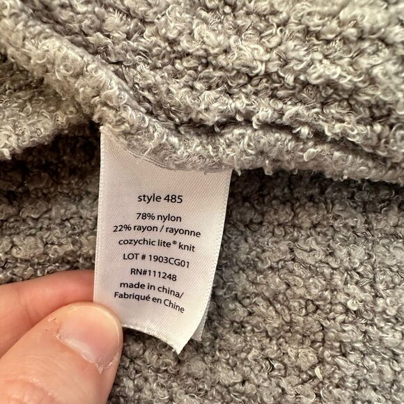 Barefoot Dreams CozyChic Lite Coastal Cardigan Gray Medium - Picture 6 of 7